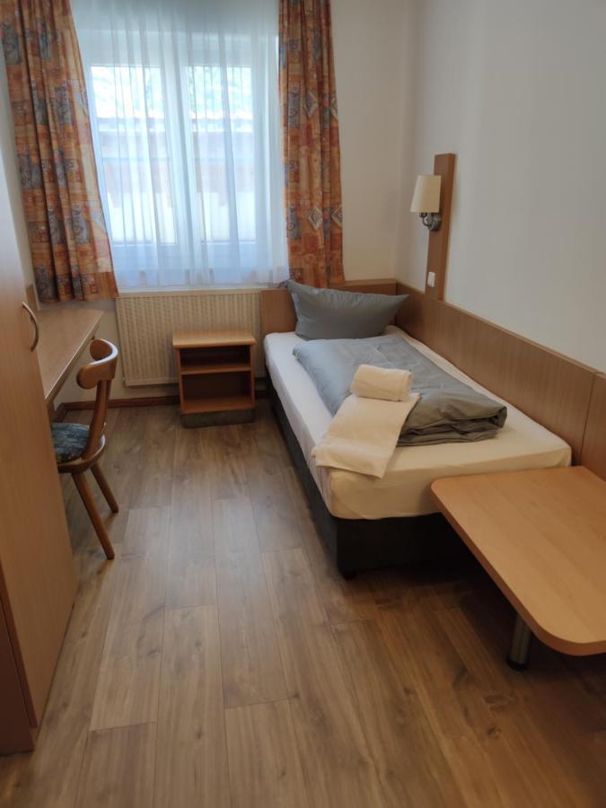 Pension Dorfstrasse 6 Stetten  Quarto foto